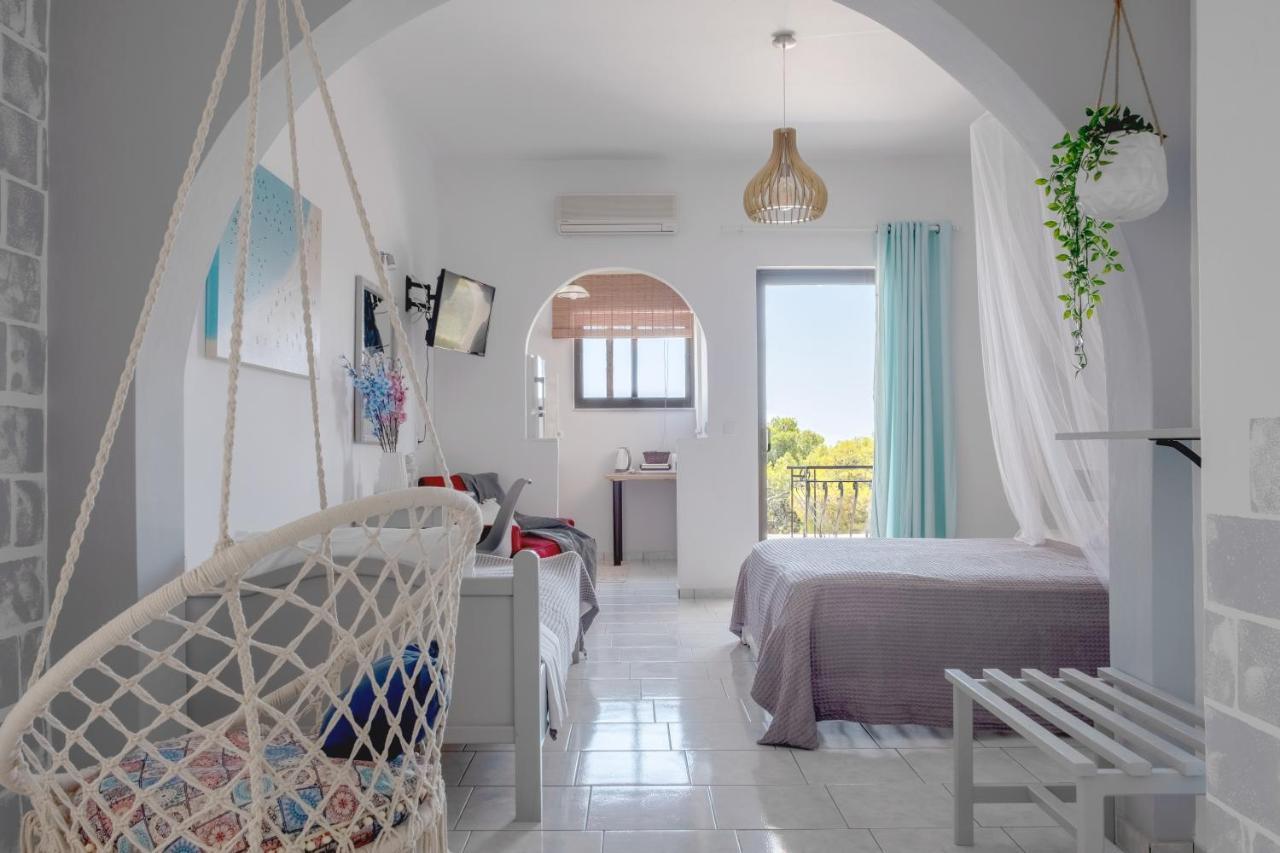 Pefkides Aegina Boutique Apartments Agia Marina  외부 사진