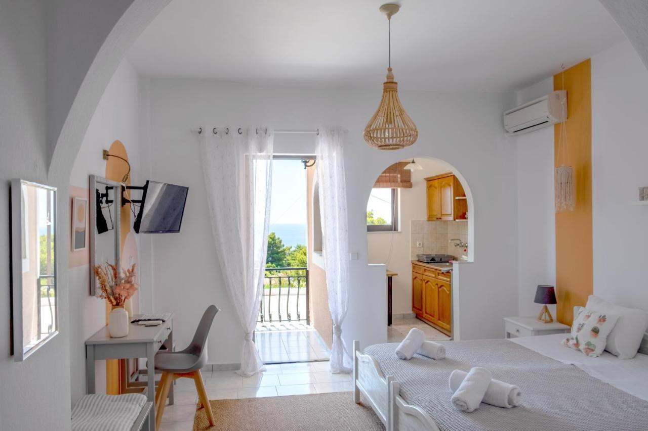 Pefkides Aegina Boutique Apartments Agia Marina  외부 사진